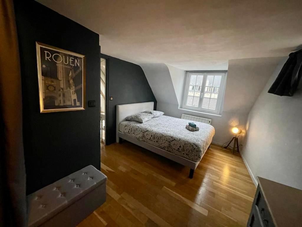 Sous Les Clochers De Rouen - Spacieux Logement Luaran gambar